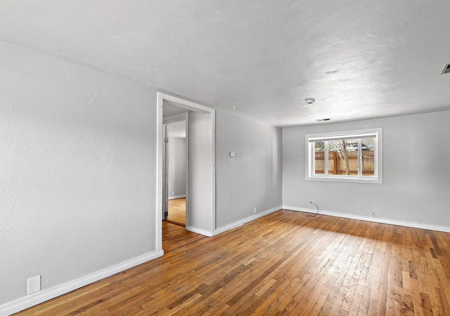840 North St. — Photo 3
