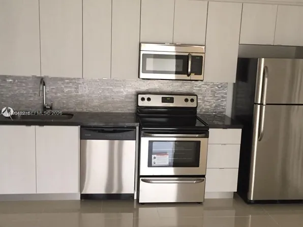 4600 NW 79th Ave APT 1B, Doral, FL 33166