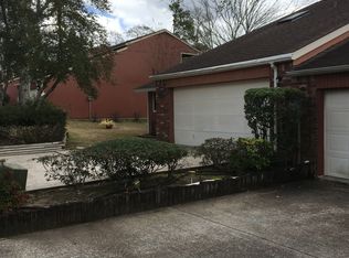 11 Timber Creek Dr, Conroe, TX 77301