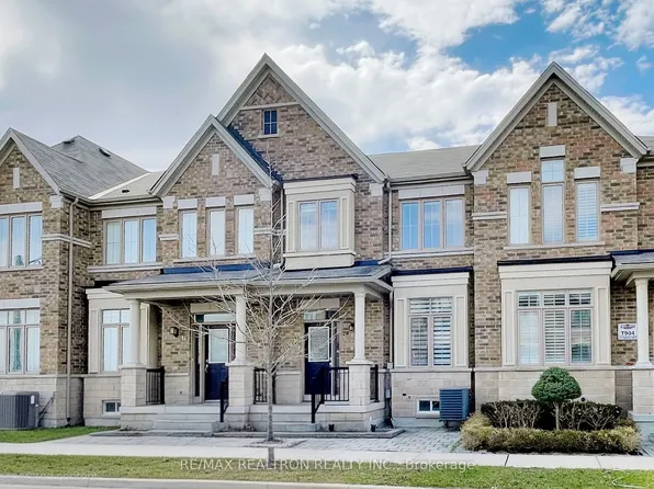 29 Tilbury Gate, Markham, ON L6B 1M5