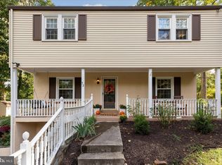 72 Carol Ln, Malvern, PA 19355