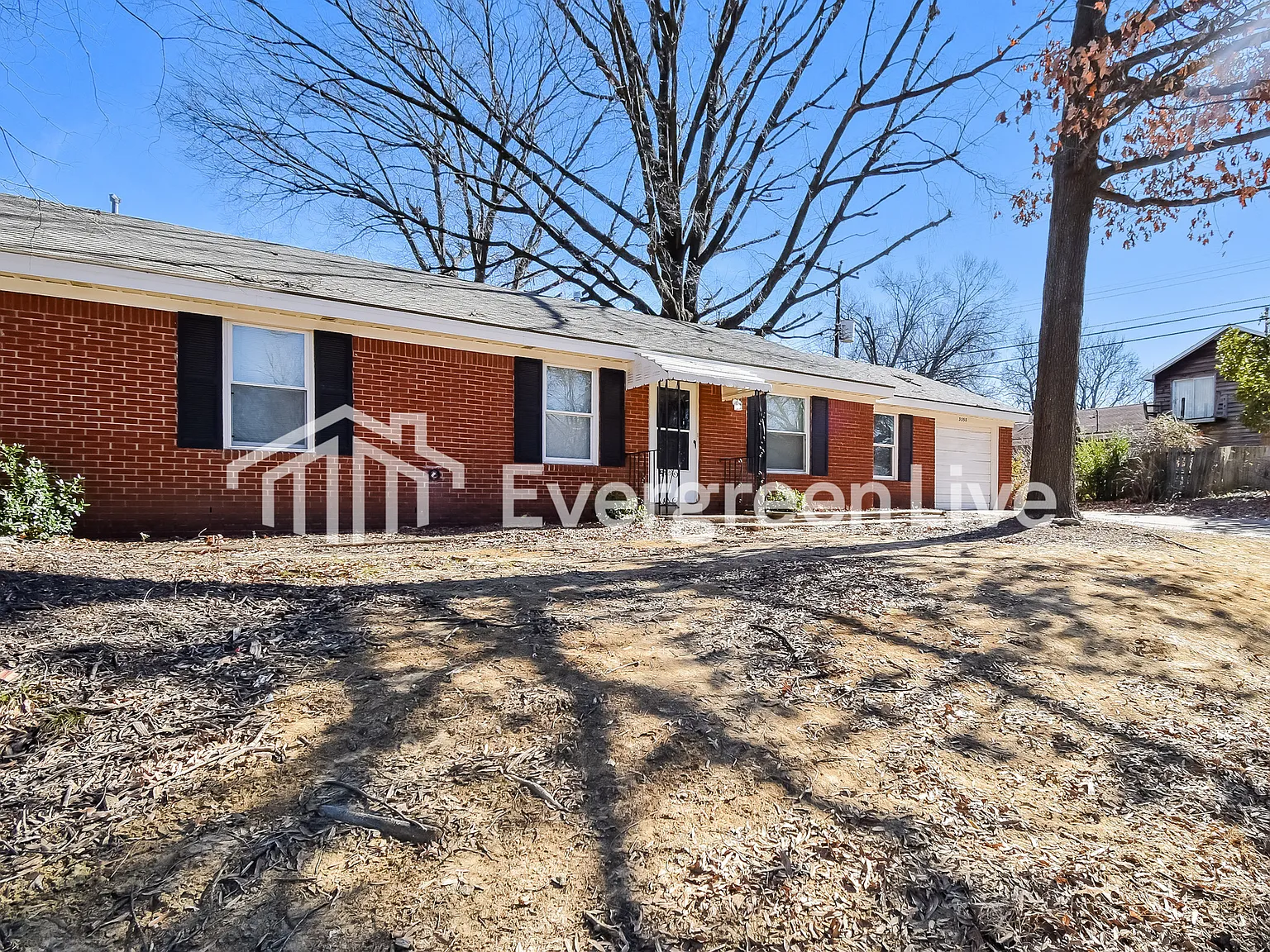 3 bed, 2.0 bath, 1695 sqft, $1,195 — Photo 2
