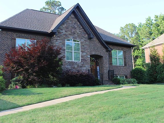 2nd image of 205 Briarwood Dr