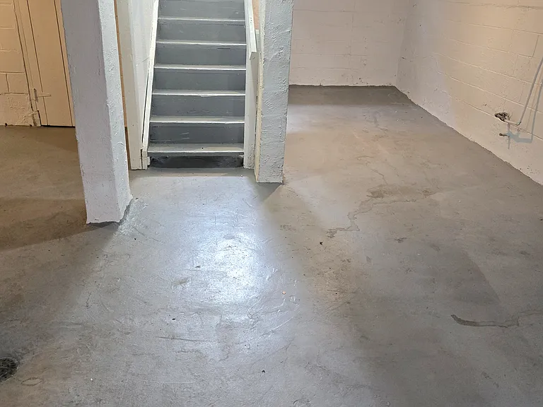 3325 N Denny St — Photo 8
