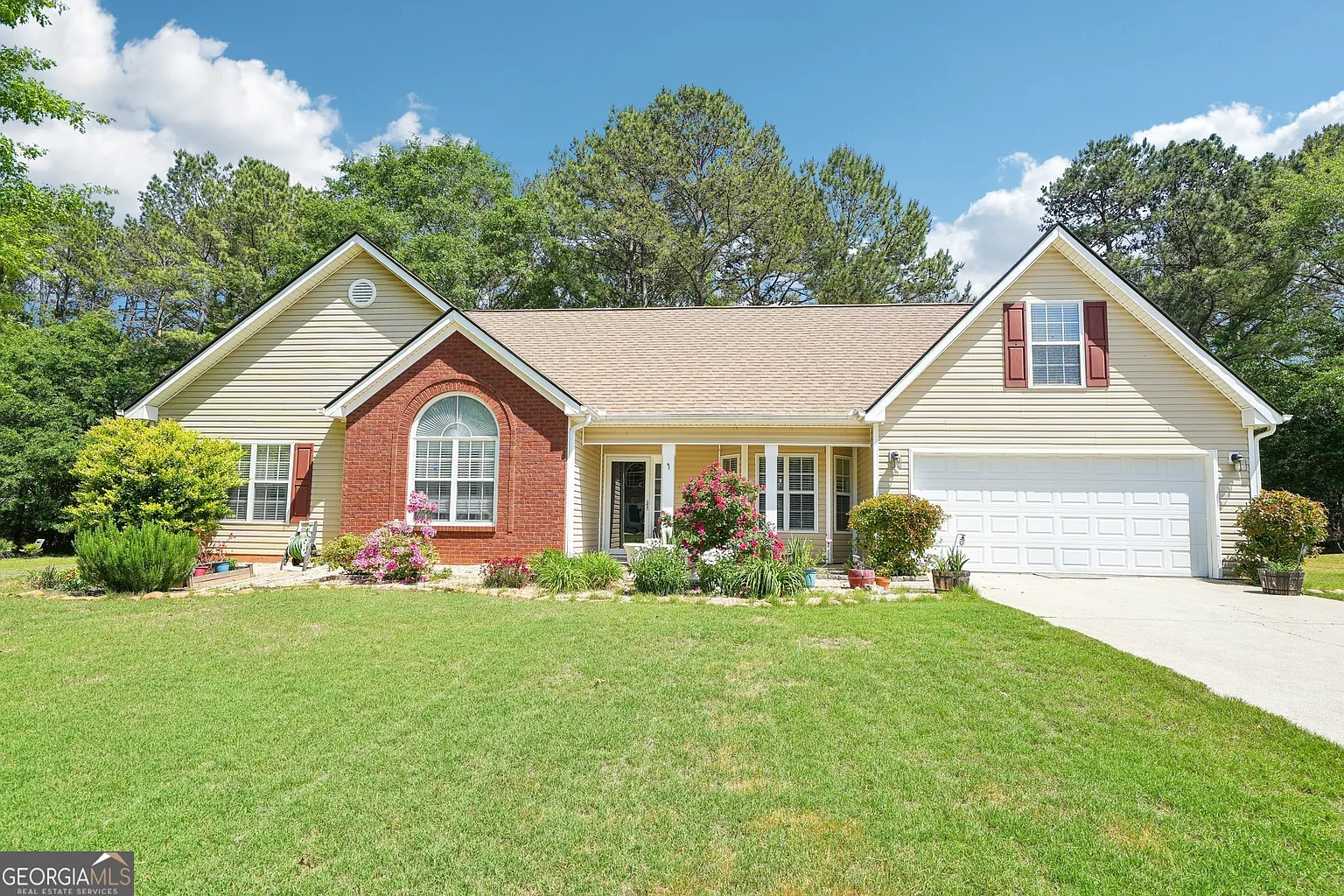 20 Queensland Ln photo 1