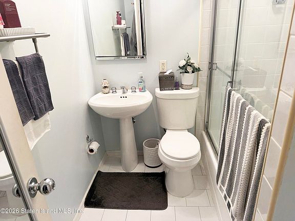 2nd image of 142 Pacific Ave Floor 2