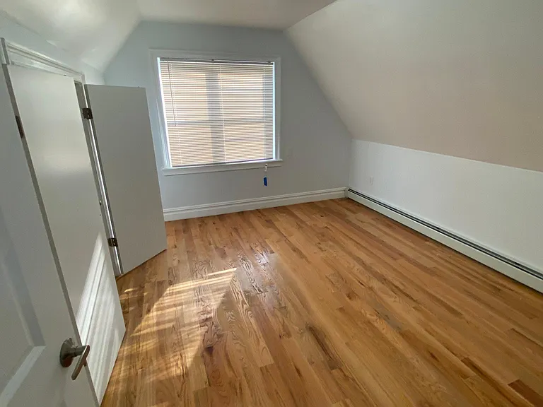 422 Saint Lawrence Ave #2 — Photo 12