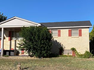 7120 Vinewood St, Amarillo, TX 79108