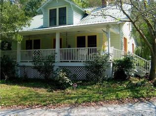 1621 Homestead Rd, Chapel Hill, NC 27516