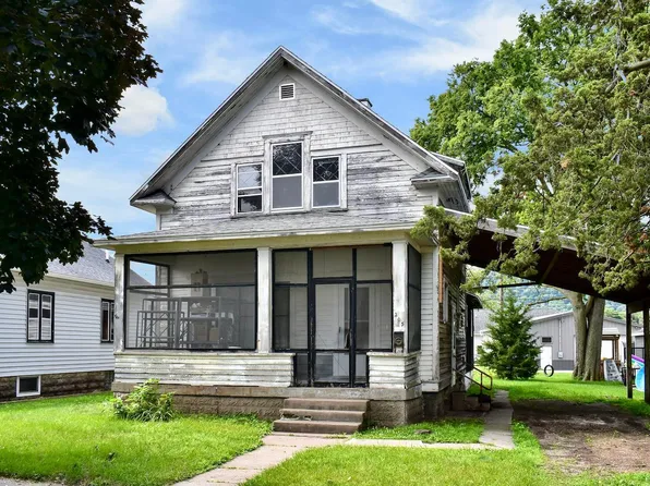 205 E Howard St, Winona, MN 55987