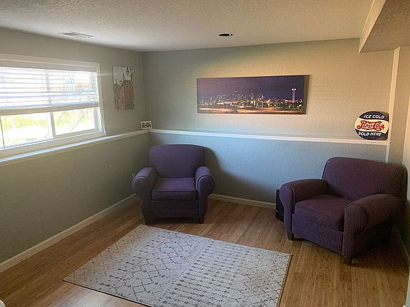 2nd image of 13355 Alcott Cir