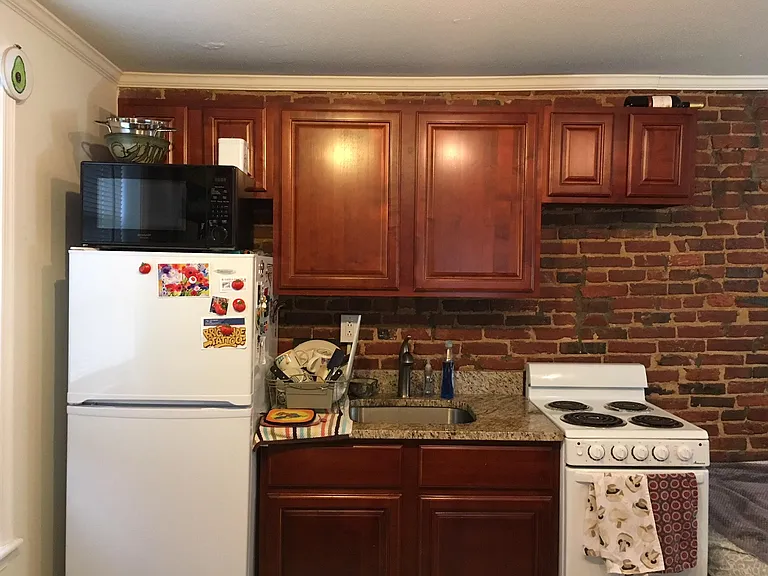 1751 E Pratt St — Photo 1