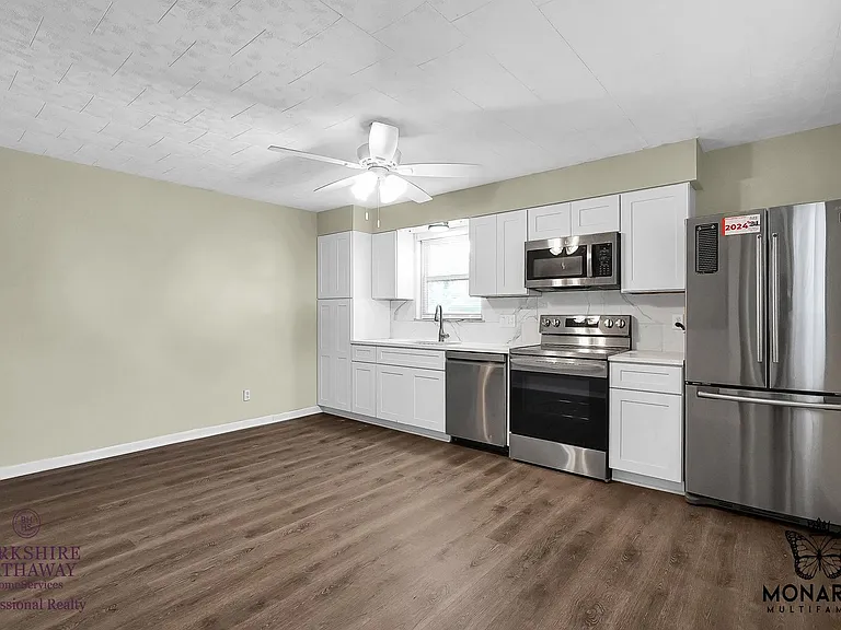 272 Collingwood Ave — Photo 8