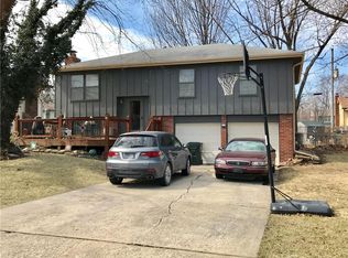 901 S Ferrel Dr, Olathe, KS 66061