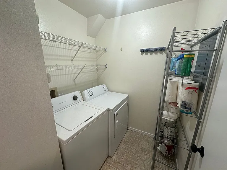 3354 Northwest Ave #101 — Photo 13