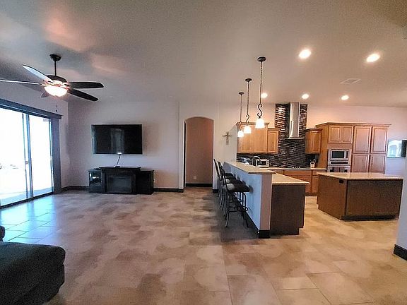 5th image of 3612 Kiowa Ct