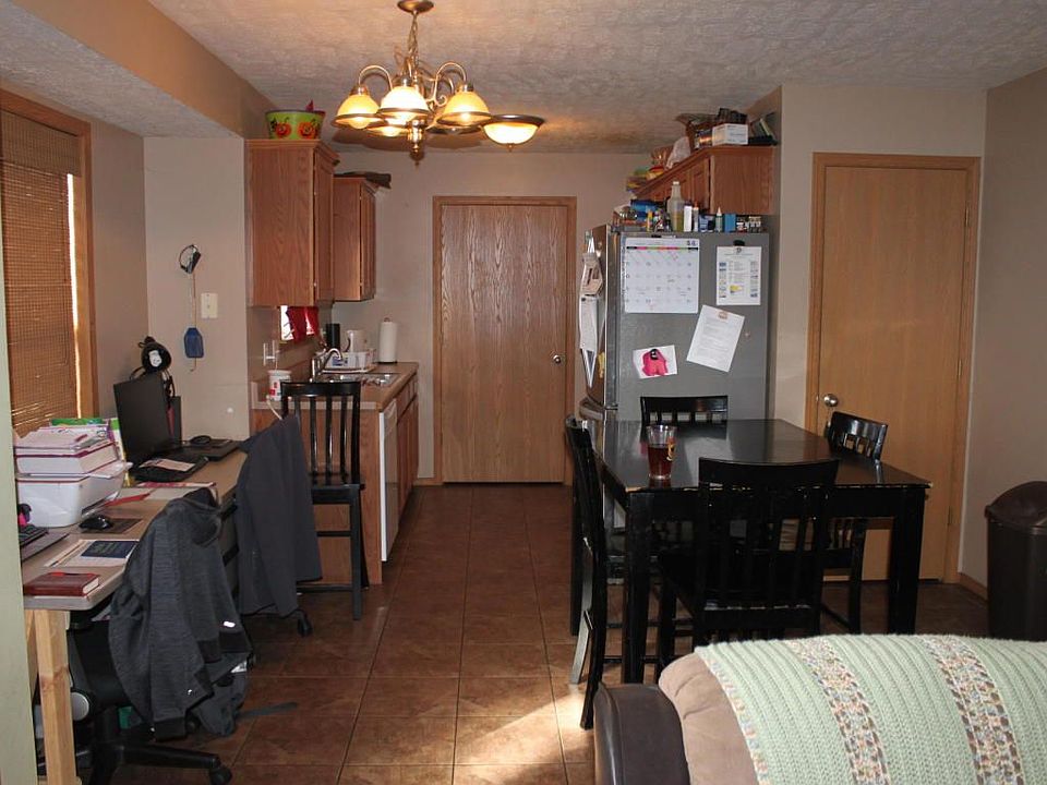 2nd image of 5536 W David St