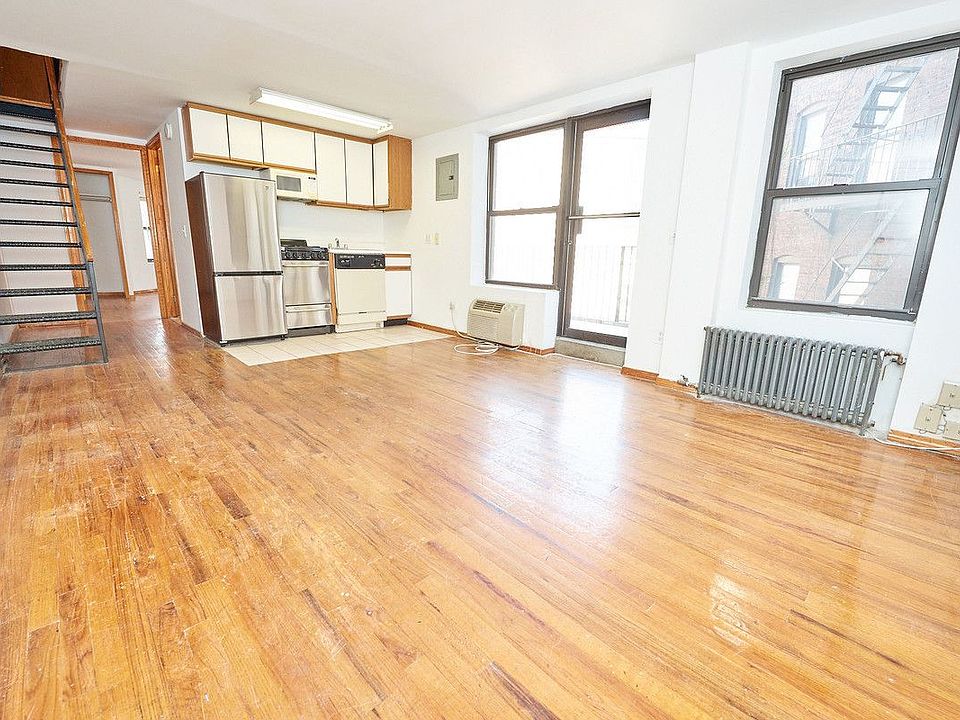 1st image of 27 7th Ave S APT 4B