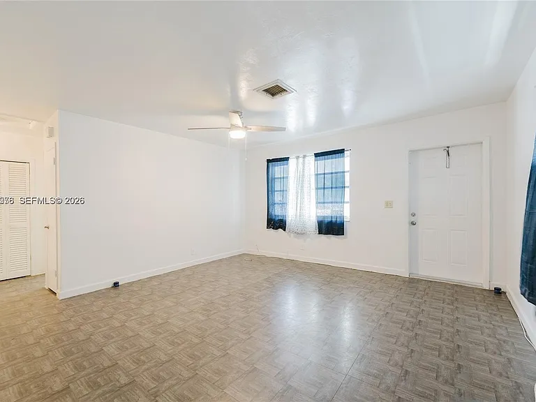 5737 Grant St #3 — Photo 31