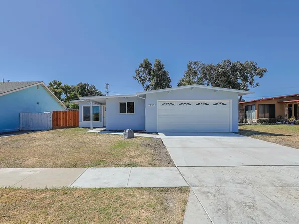 730 Meadow Dr, Salinas, CA 93905