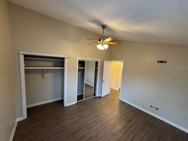 208 Shadow Wood Pl — Photo 22