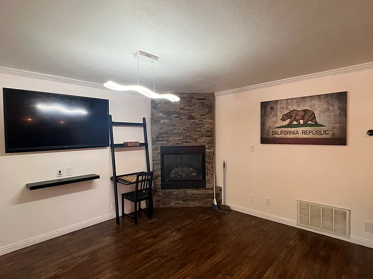 1160 Herbert Ave #C — Photo 15