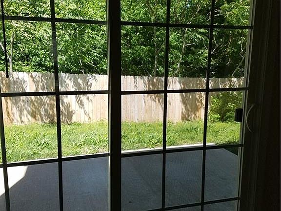 4th image of 3720 Bonmark Dr