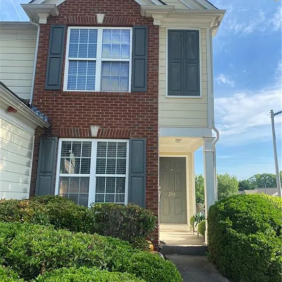 294 Balaban Cir — Photo 3