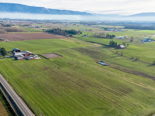 1915 Hampton Road, Everson, WA 98247