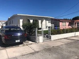 99 NW 48th Ct