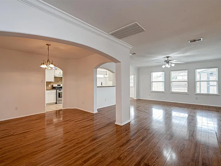 6906 Anson Point Ln — Photo 5