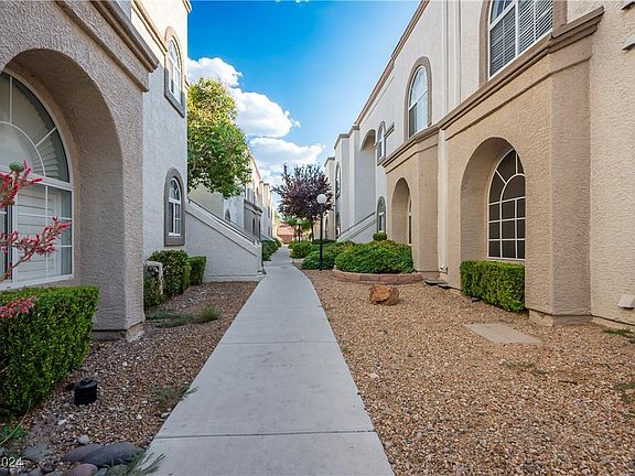5th image of 3125 N Buffalo Dr Unit 2100