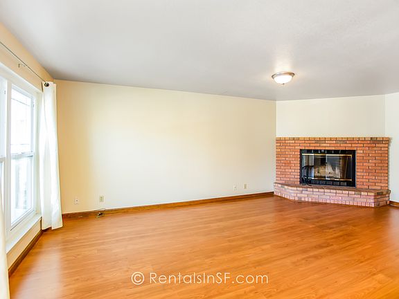 4th image of 426 32nd Ave