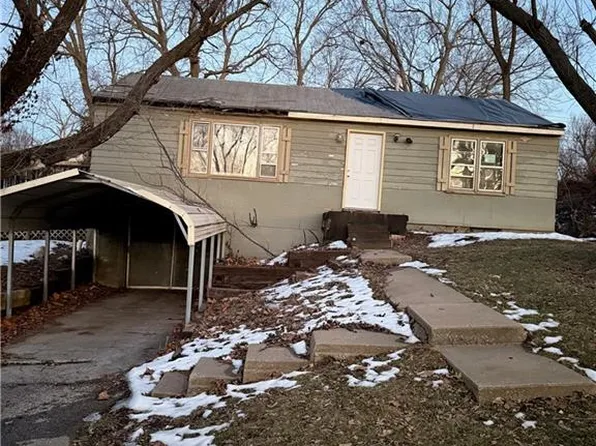 2931 Farley Ave, Kansas City, MO 64129