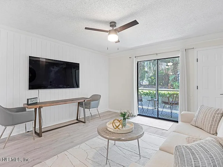 100 Fairway Park Blvd #806 — Photo 7