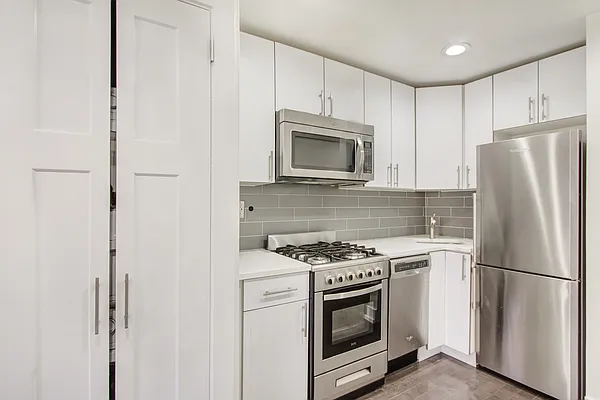 Rented by Creed Realty Group | media 12