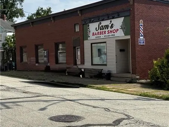 210 Bullitt Ave, Jeannette, PA 15644