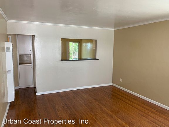 2nd image of 733 Torrance St