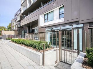 80 Vanauley St #TOWNHOUSE 121, Toronto, ON M5T 0C9