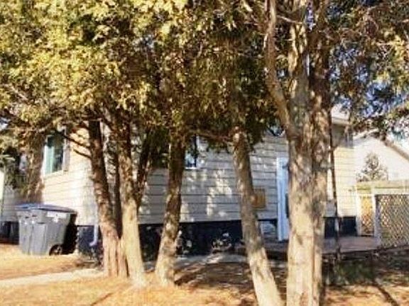 2nd image of 1223 Broadway Ave