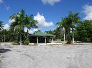 1215 N Haverhill Rd, Haverhill, FL 33417