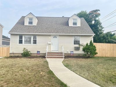 2 Willow Place, Albertson, NY, 11507