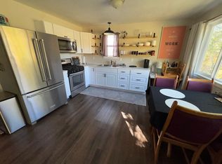525 E 1st Ave S UNIT B, Columbus, MT 59019