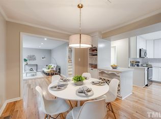 5401 Valinda Dr, Chapel Hill, NC 27514