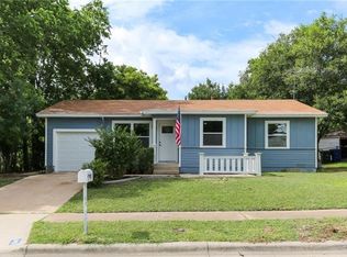 911 Leonhard St, Copperas Cove, TX 76522