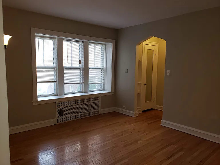6964 N Ashland Blvd #1S — Photo 42