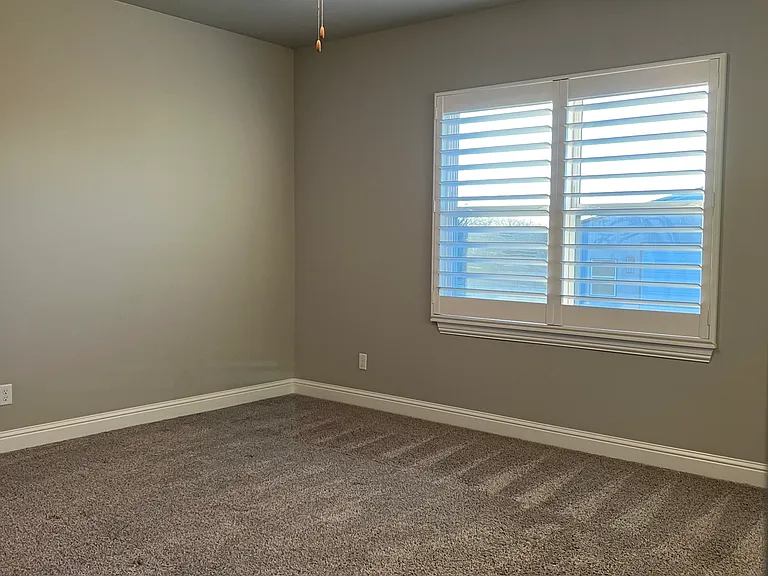 13895 Creek View Dr — Photo 14