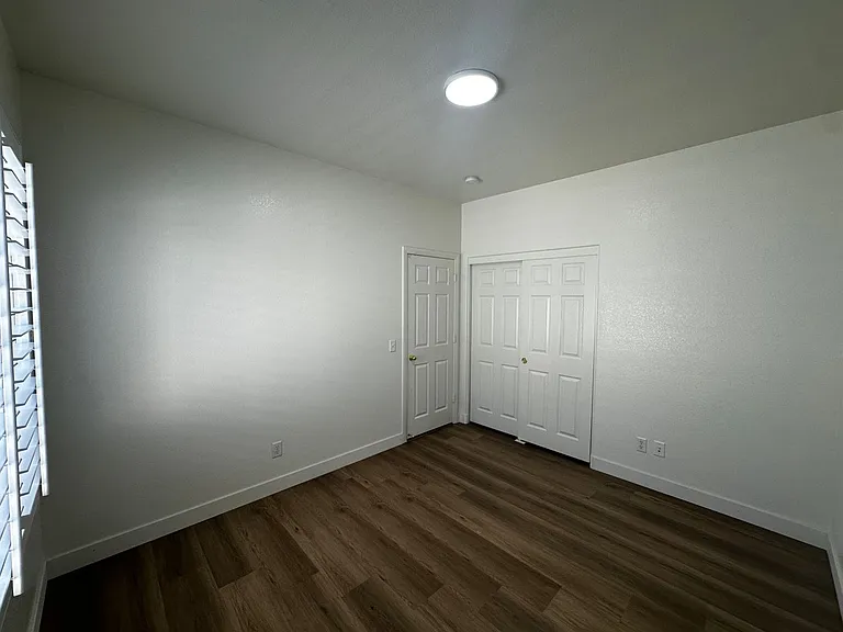 10912 Golden Birch Pl — Photo 11