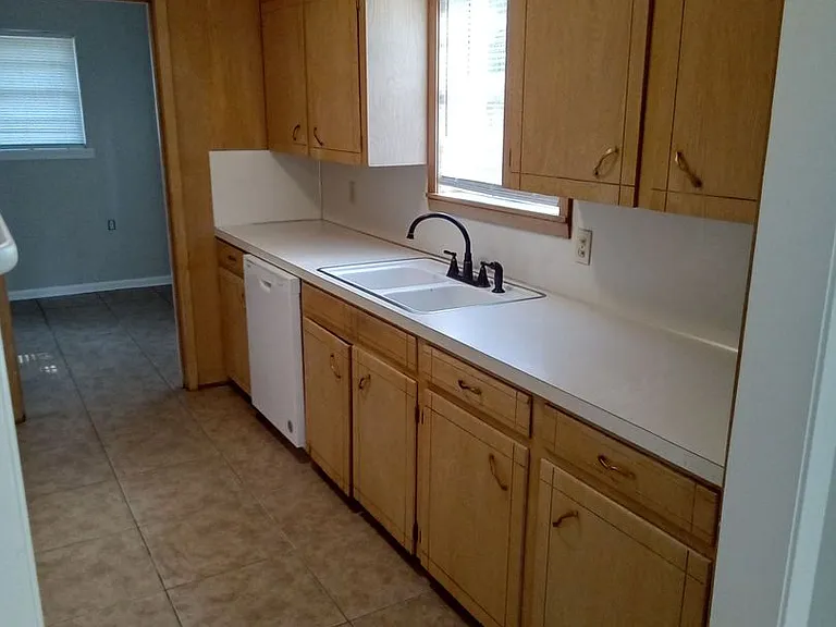 9419 Blom Blvd — Photo 30