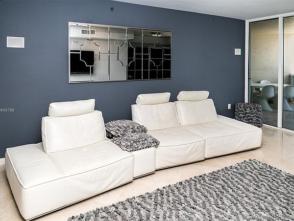 3rd image of 18911 Collins Ave APT 504